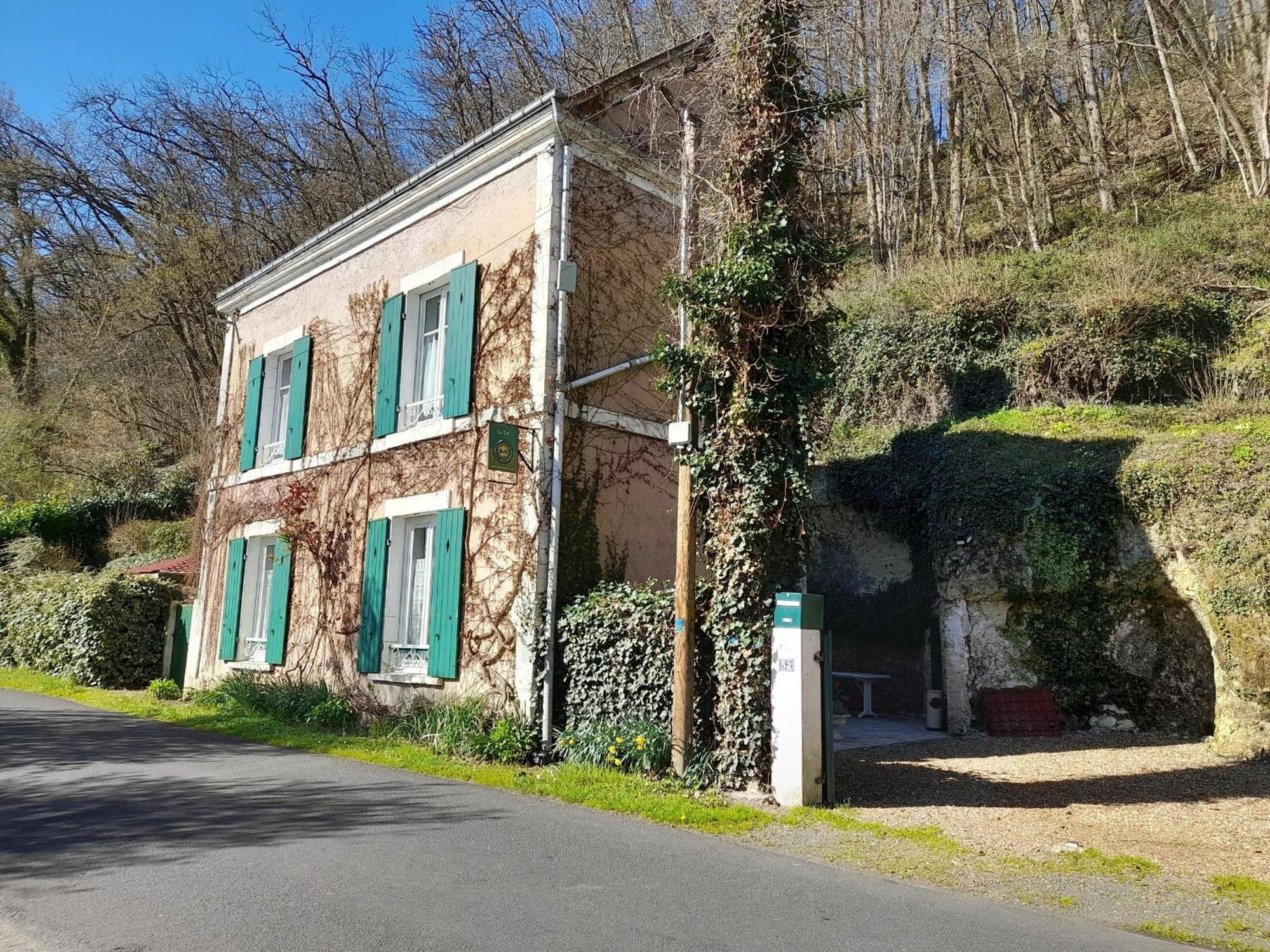 Maison Troglodytique Avec Wifi, Barbecue Et Cheminee - Fr-1-410-156 Aubigné-Racan Екстериор снимка